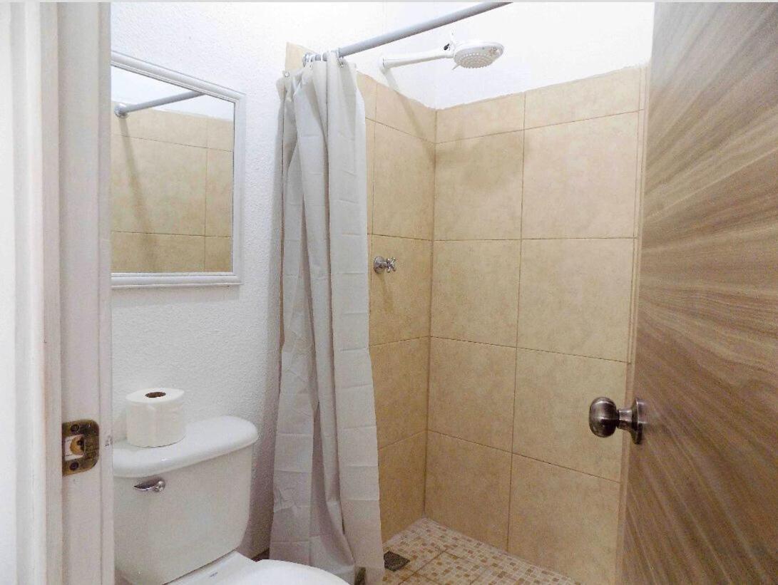 Urban Hotel Guatemala City ภายนอก รูปภาพ